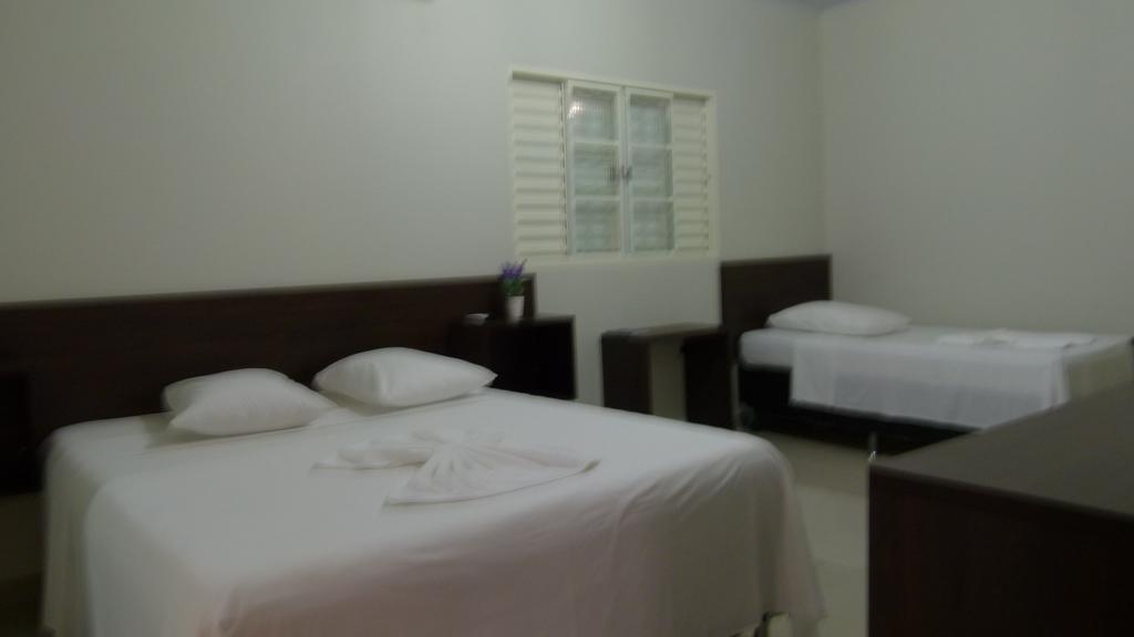 Hotel Barril Primavera do Leste Habitación foto
