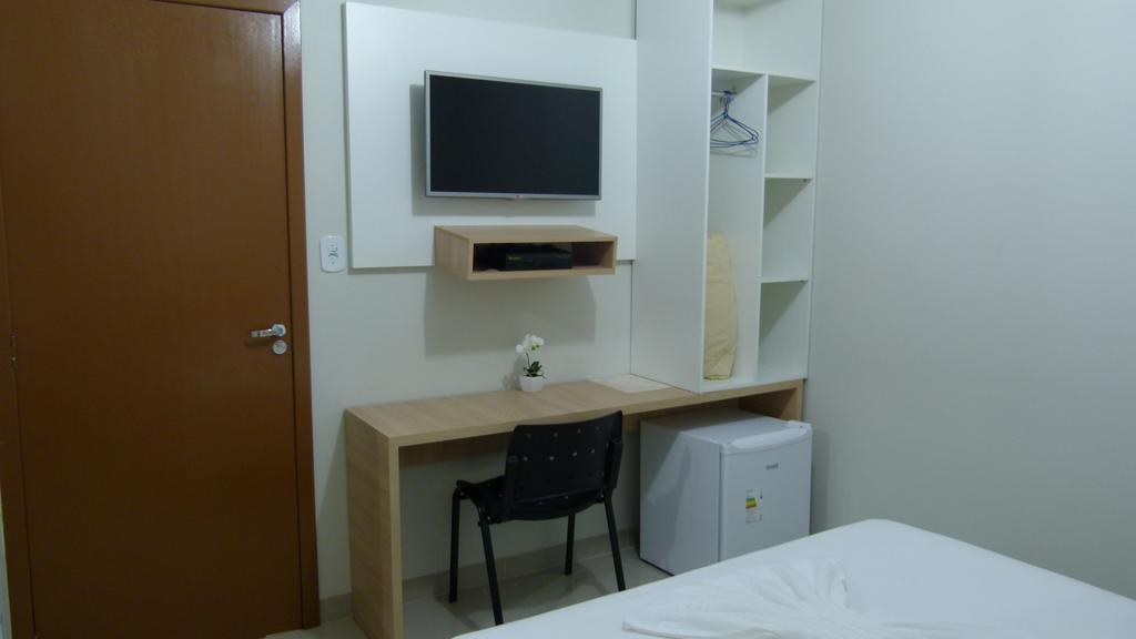 Hotel Barril Primavera do Leste Habitación foto